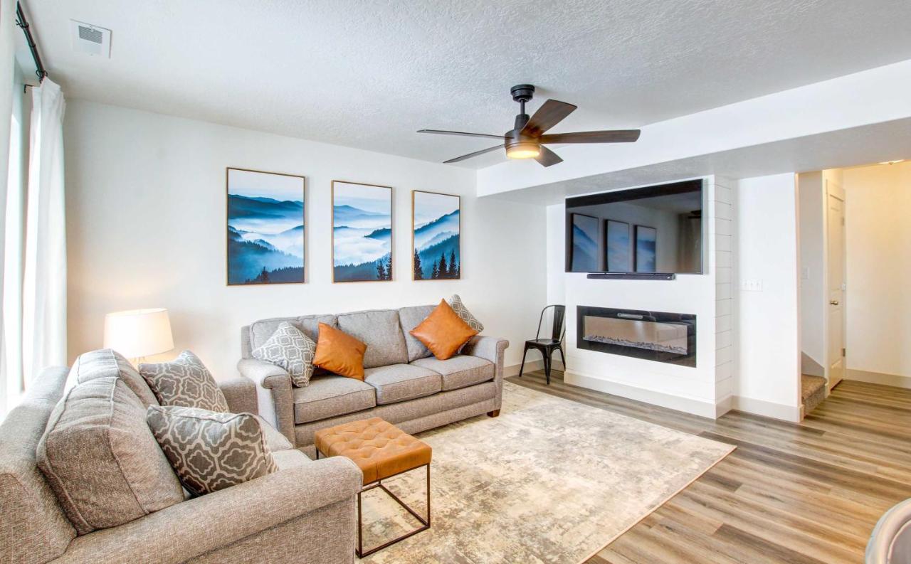 Family-Friendly Bear Lake Vacation Rental ガーデンシティ エクステリア 写真