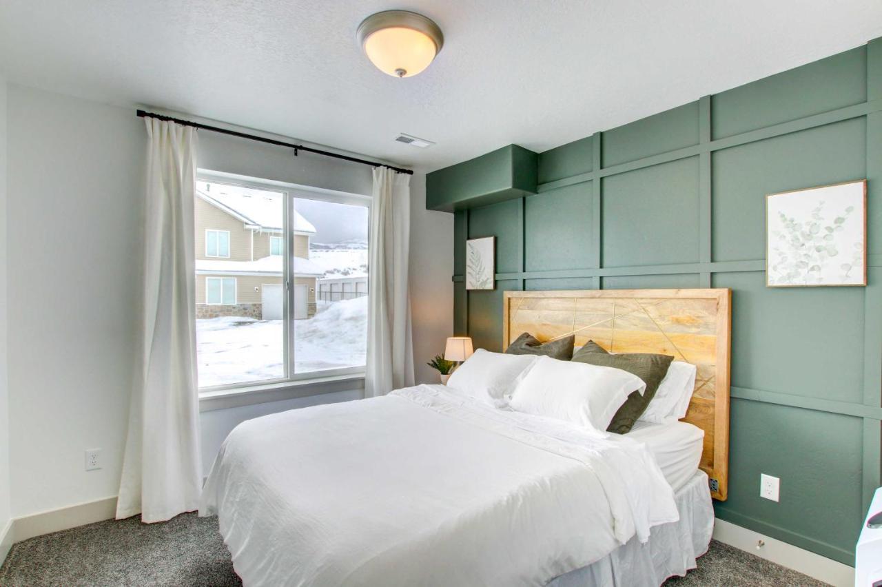Family-Friendly Bear Lake Vacation Rental ガーデンシティ エクステリア 写真